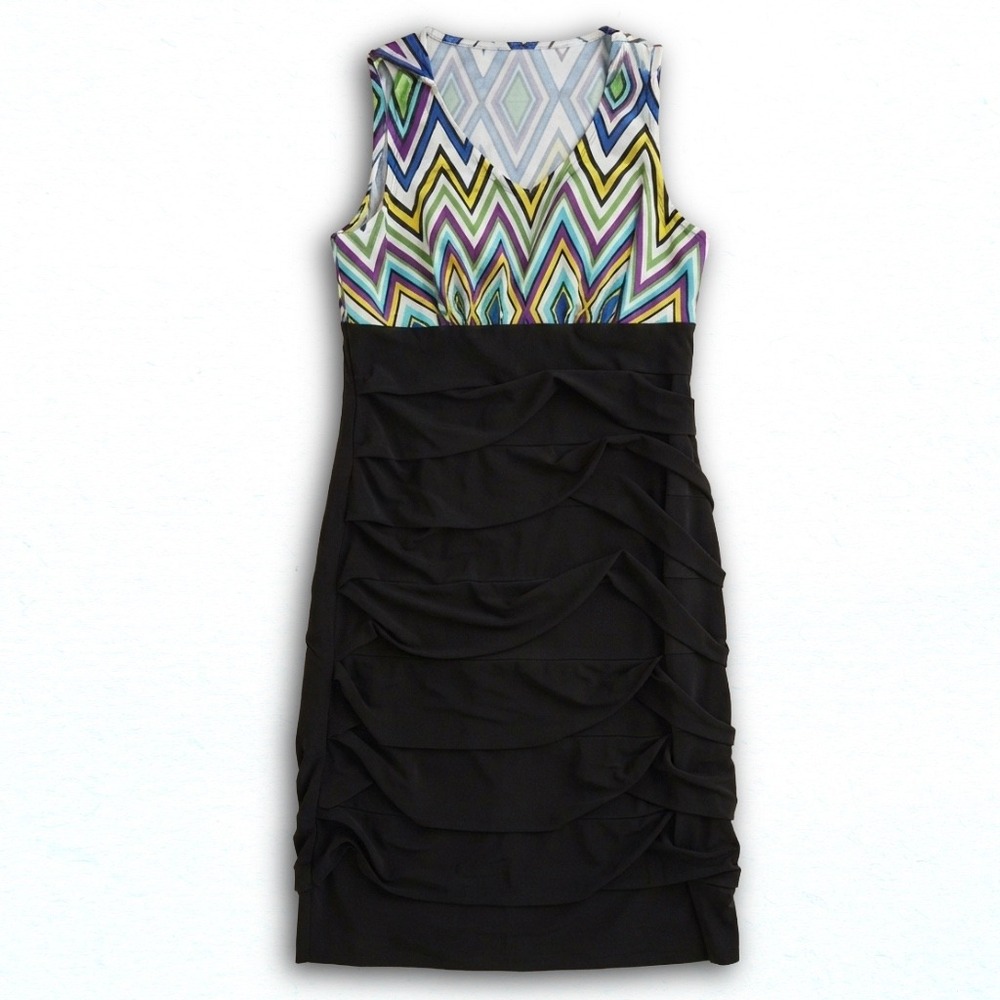 Womens Sleeveless Geometric Chevron Ruffle Sheath Dress Black Multi V-Neck